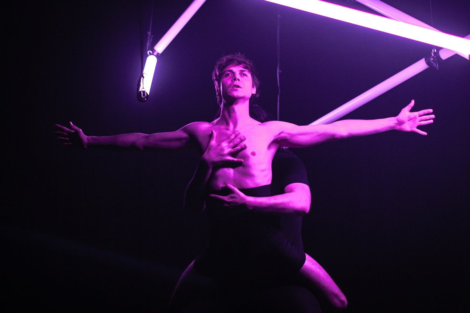 Néon Boréal (2019) — Mise en scène — 3